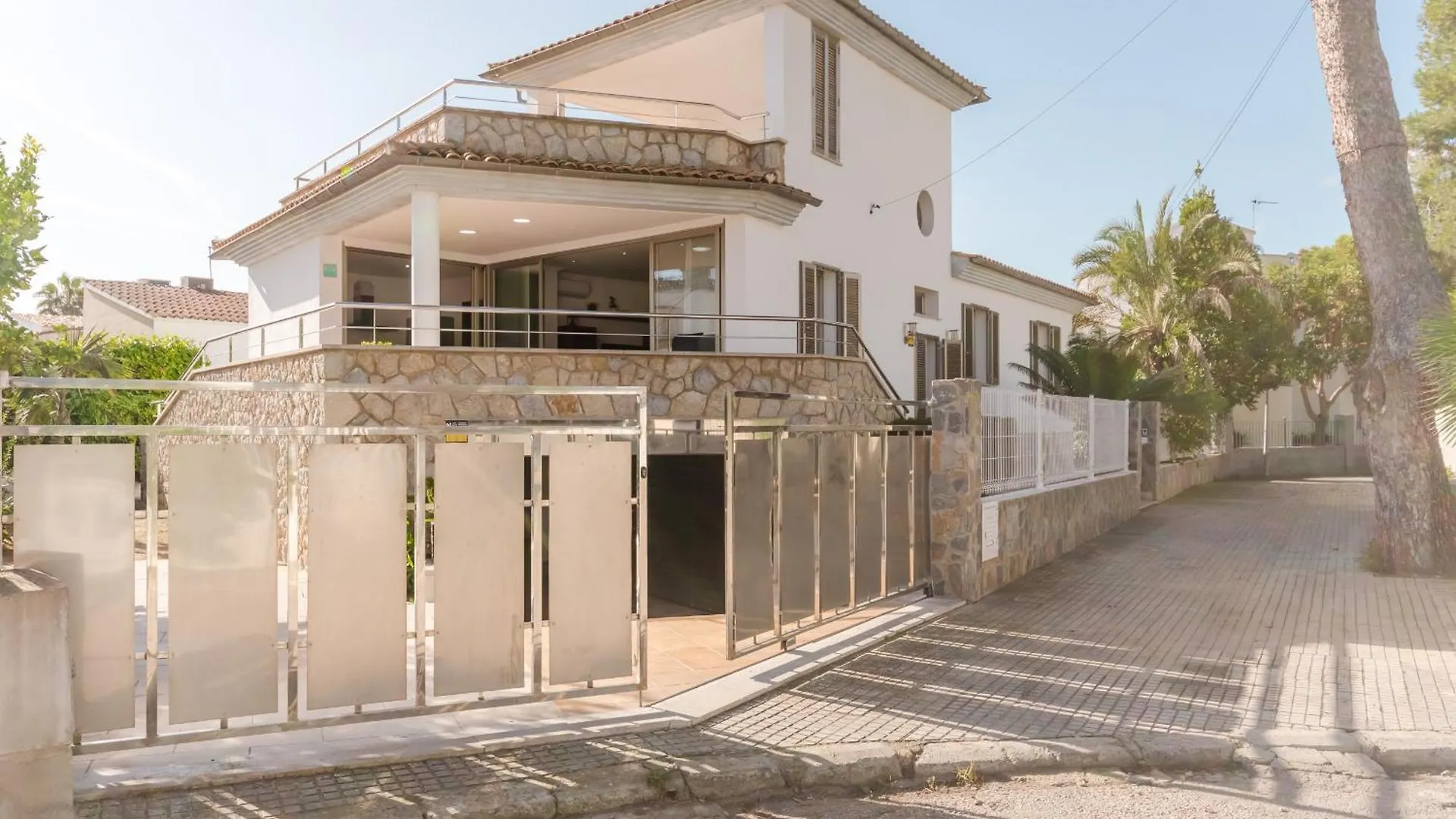 Villa Coll Alcudia  0*, Alcudia (Mallorca) Spain